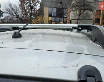 Серый Хендай Туксон, объемом двигателя 2 л и пробегом 330 тыс. км за 4000 $, фото 15 на Automoto.ua