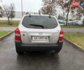 Серый Хендай Туксон, объемом двигателя 1.98 л и пробегом 220 тыс. км за 6200 $, фото 4 на Automoto.ua