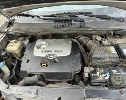 Серый Хендай Туксон, объемом двигателя 2 л и пробегом 175 тыс. км за 3400 $, фото 9 на Automoto.ua