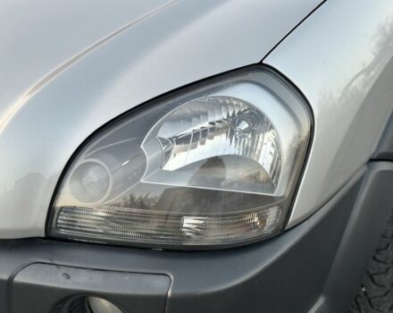 Серый Хендай Туксон, объемом двигателя 2 л и пробегом 167 тыс. км за 7299 $, фото 23 на Automoto.ua