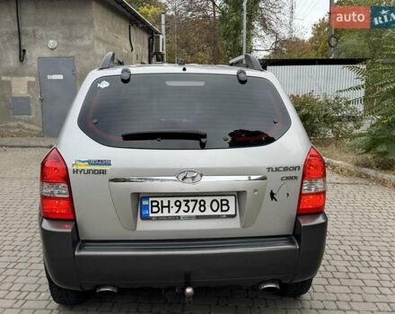 Сірий Хендай Туксон, об'ємом двигуна 1.99 л та пробігом 208 тис. км за 8400 $, фото 20 на Automoto.ua