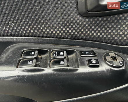 Сірий Хендай Туксон, об'ємом двигуна 2 л та пробігом 255 тис. км за 7600 $, фото 20 на Automoto.ua