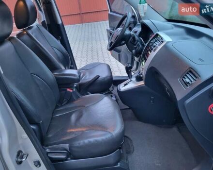 Серый Хендай Туксон, объемом двигателя 2 л и пробегом 240 тыс. км за 8300 $, фото 112 на Automoto.ua