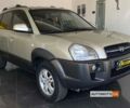 Сірий Хендай Туксон, об'ємом двигуна 2 л та пробігом 259 тис. км за 7700 $, фото 1 на Automoto.ua