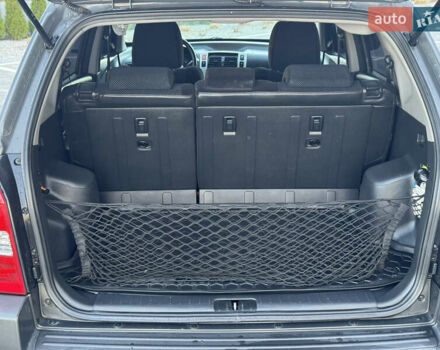 Серый Хендай Туксон, объемом двигателя 1.99 л и пробегом 315 тыс. км за 7300 $, фото 9 на Automoto.ua