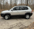 Серый Хендай Туксон, объемом двигателя 1.98 л и пробегом 269 тыс. км за 7100 $, фото 10 на Automoto.ua