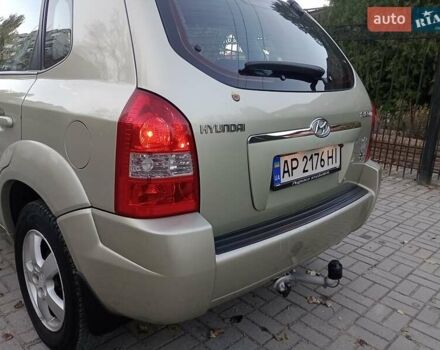 Сірий Хендай Туксон, об'ємом двигуна 1.98 л та пробігом 225 тис. км за 6999 $, фото 19 на Automoto.ua