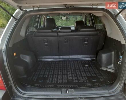 Хендай Туксон 2007 в Житомире на Automoto.ua Серый Хендай Туксон, объемом двигателя 2 л и пробегом 240 тыс. км за 7499 $, фото 11 на Automoto.ua