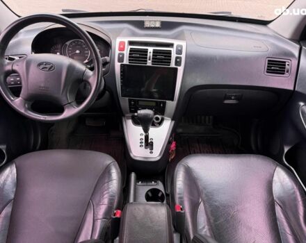 Серый Хендай Туксон, объемом двигателя 2 л и пробегом 214 тыс. км за 7990 $, фото 12 на Automoto.ua