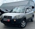 Хендай Туксон 2007 в Львове на Automoto.ua Серый Хендай Туксон, объемом двигателя 2 л и пробегом 255 тыс. км за 6590 $, фото 1 на Automoto.ua