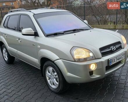 Серый Хендай Туксон, объемом двигателя 2 л и пробегом 231 тыс. км за 7999 $, фото 15 на Automoto.ua