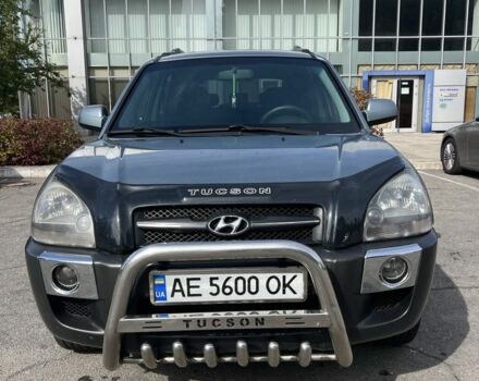 Сірий Хендай Туксон, об'ємом двигуна 2 л та пробігом 170 тис. км за 8700 $, фото 1 на Automoto.ua