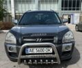 Сірий Хендай Туксон, об'ємом двигуна 2 л та пробігом 170 тис. км за 8700 $, фото 1 на Automoto.ua