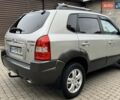 Сірий Хендай Туксон, об'ємом двигуна 1.99 л та пробігом 208 тис. км за 8400 $, фото 14 на Automoto.ua