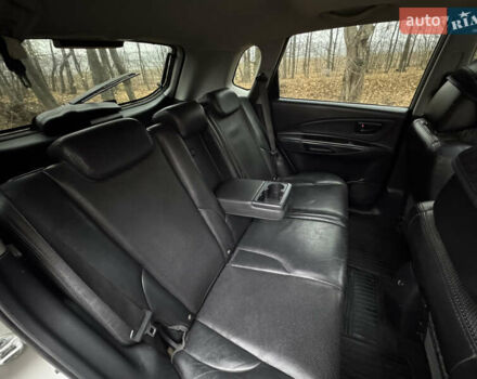 Серый Хендай Туксон, объемом двигателя 1.98 л и пробегом 269 тыс. км за 7100 $, фото 20 на Automoto.ua