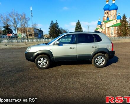 Серый Хендай Туксон, объемом двигателя 20 л и пробегом 252 тыс. км за 7800 $, фото 6 на Automoto.ua