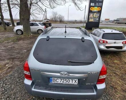 Сірий Хендай Туксон, об'ємом двигуна 1.98 л та пробігом 270 тис. км за 6900 $, фото 5 на Automoto.ua