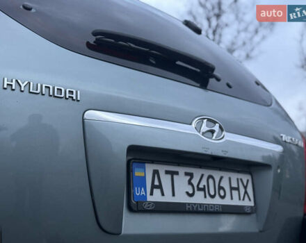 Хендай Туксон 2007 у Хмельницькому на Automoto.ua Сірий Хендай Туксон, об'ємом двигуна 1.98 л та пробігом 216 тис. км за 7900 $, фото 25 на Automoto.ua