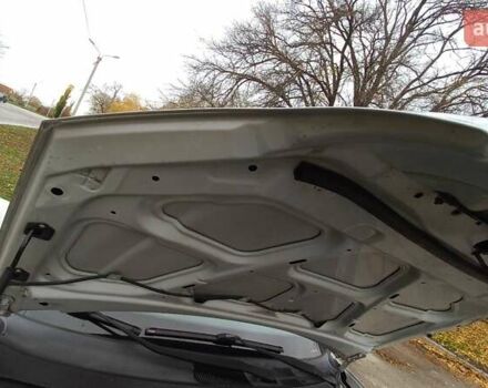 Сірий Хендай Туксон, об'ємом двигуна 2 л та пробігом 203 тис. км за 7700 $, фото 20 на Automoto.ua