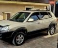 Сірий Хендай Туксон, об'ємом двигуна 2 л та пробігом 198 тис. км за 8250 $, фото 1 на Automoto.ua
