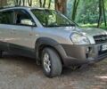Сірий Хендай Туксон, об'ємом двигуна 1.98 л та пробігом 177 тис. км за 8800 $, фото 9 на Automoto.ua