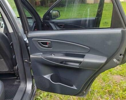 Серый Хендай Туксон, объемом двигателя 1.99 л и пробегом 184 тыс. км за 8300 $, фото 10 на Automoto.ua