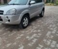 Сірий Хендай Туксон, об'ємом двигуна 1.98 л та пробігом 228 тис. км за 7100 $, фото 1 на Automoto.ua