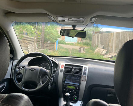 Сірий Хендай Туксон, об'ємом двигуна 1.98 л та пробігом 227 тис. км за 7500 $, фото 13 на Automoto.ua