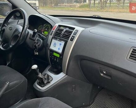 Сірий Хендай Туксон, об'ємом двигуна 1.98 л та пробігом 281 тис. км за 7200 $, фото 7 на Automoto.ua