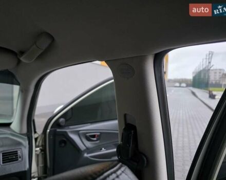 Серый Хендай Туксон, объемом двигателя 2 л и пробегом 231 тыс. км за 7999 $, фото 35 на Automoto.ua