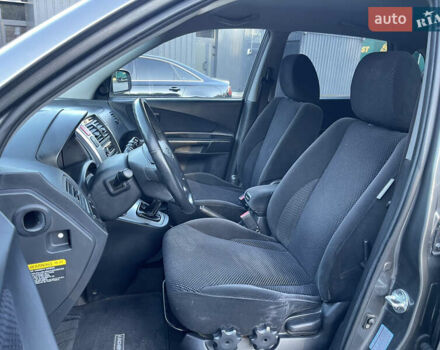 Серый Хендай Туксон, объемом двигателя 2 л и пробегом 182 тыс. км за 7600 $, фото 45 на Automoto.ua