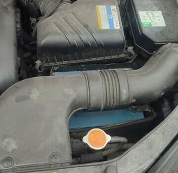 Серый Хендай Туксон, объемом двигателя 1.98 л и пробегом 169 тыс. км за 7500 $, фото 21 на Automoto.ua