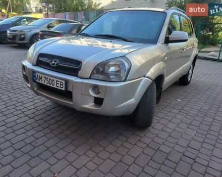 Сірий Хендай Туксон, об'ємом двигуна 1.98 л та пробігом 233 тис. км за 6100 $, фото 11 на Automoto.ua