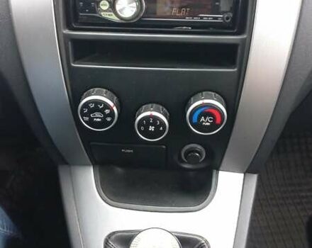 Сірий Хендай Туксон, об'ємом двигуна 2 л та пробігом 203 тис. км за 7700 $, фото 11 на Automoto.ua