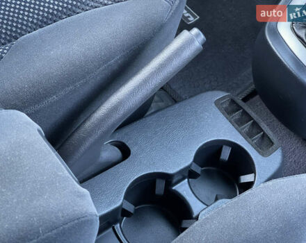 Серый Хендай Туксон, объемом двигателя 2 л и пробегом 182 тыс. км за 7600 $, фото 38 на Automoto.ua