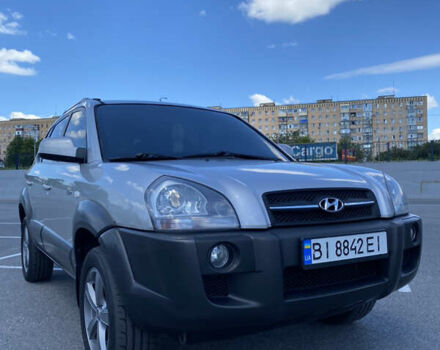 Сірий Хендай Туксон, об'ємом двигуна 1.98 л та пробігом 190 тис. км за 9150 $, фото 9 на Automoto.ua