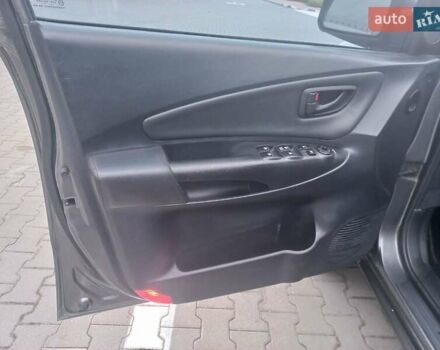 Сірий Хендай Туксон, об'ємом двигуна 2 л та пробігом 190 тис. км за 8600 $, фото 54 на Automoto.ua