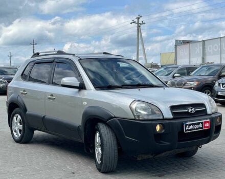 Хендай Туксон 2007 в Львове на Automoto.ua Серый Хендай Туксон, объемом двигателя 2 л и пробегом 255 тыс. км за 6590 $, фото 2 на Automoto.ua