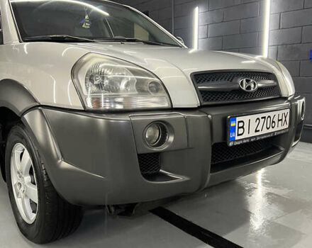 Хендай Туксон 2007 в Полтаве на Automoto.ua Серый Хендай Туксон, объемом двигателя 1.98 л и пробегом 190 тыс. км за 8300 $, фото 19 на Automoto.ua