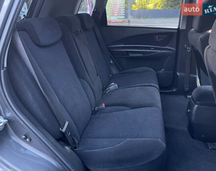 Серый Хендай Туксон, объемом двигателя 2 л и пробегом 182 тыс. км за 7600 $, фото 48 на Automoto.ua