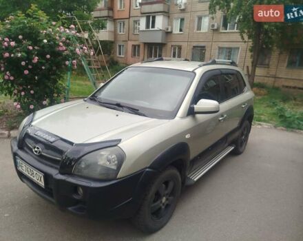 Хендай Туксон 2007 в Кривом Роге на Automoto.ua Серый Хендай Туксон, объемом двигателя 2 л и пробегом 178 тыс. км за 7300 $, фото 9 на Automoto.ua