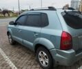 Серый Хендай Туксон, объемом двигателя 2 л и пробегом 2 тыс. км за 6800 $, фото 3 на Automoto.ua