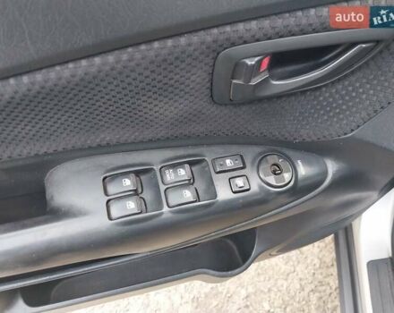 Серый Хендай Туксон, объемом двигателя 2 л и пробегом 168 тыс. км за 7000 $, фото 17 на Automoto.ua