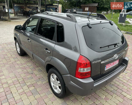 Хендай Туксон 2007 в Калуше на Automoto.ua Серый Хендай Туксон, объемом двигателя 2 л и пробегом 182 тыс. км за 7600 $, фото 20 на Automoto.ua
