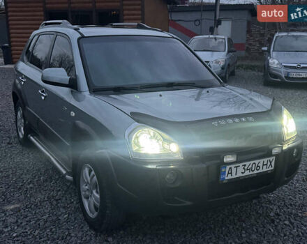 Хендай Туксон 2007 у Хмельницькому на Automoto.ua Сірий Хендай Туксон, об'ємом двигуна 1.98 л та пробігом 216 тис. км за 7900 $, фото 53 на Automoto.ua