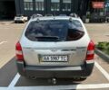 Серый Хендай Туксон, объемом двигателя 2.7 л и пробегом 297 тыс. км за 8000 $, фото 5 на Automoto.ua