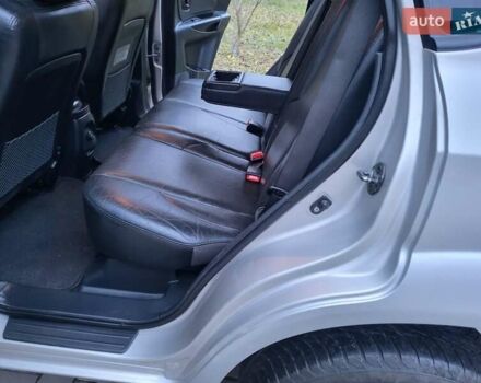 Серый Хендай Туксон, объемом двигателя 2 л и пробегом 240 тыс. км за 8300 $, фото 138 на Automoto.ua