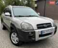 Сірий Хендай Туксон, об'ємом двигуна 1.99 л та пробігом 208 тис. км за 8400 $, фото 6 на Automoto.ua
