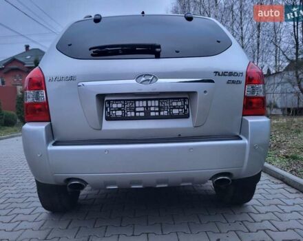 Серый Хендай Туксон, объемом двигателя 2 л и пробегом 240 тыс. км за 8300 $, фото 36 на Automoto.ua
