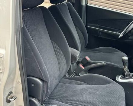 Сірий Хендай Туксон, об'ємом двигуна 1.99 л та пробігом 208 тис. км за 8400 $, фото 61 на Automoto.ua